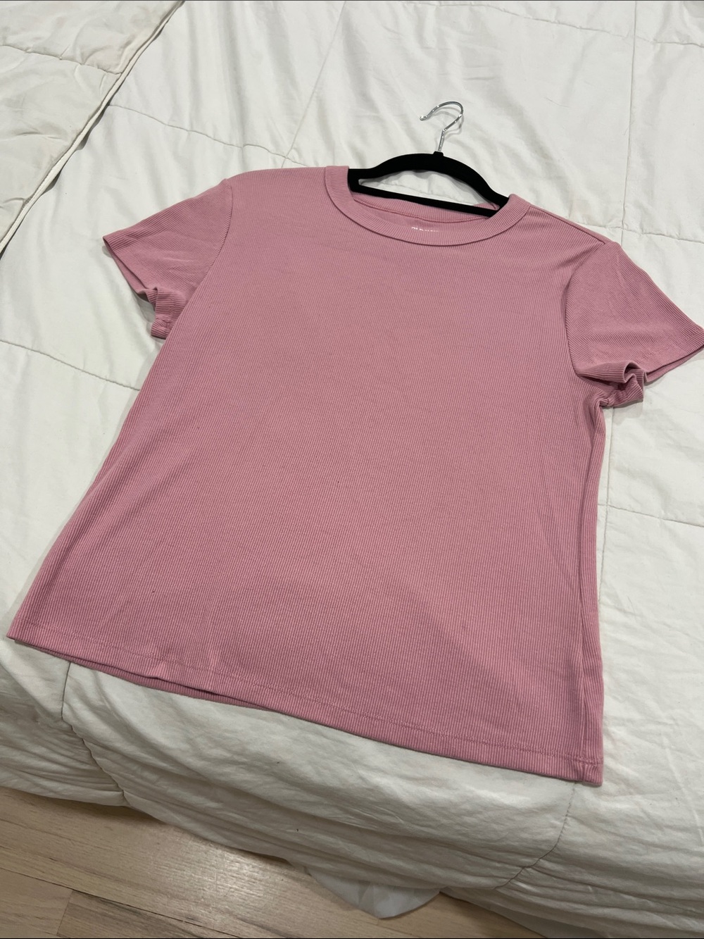 Classic Crewneck Short-Sleeve Top in Dusty Pink